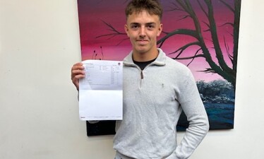 Teign School celebrate GCSE results